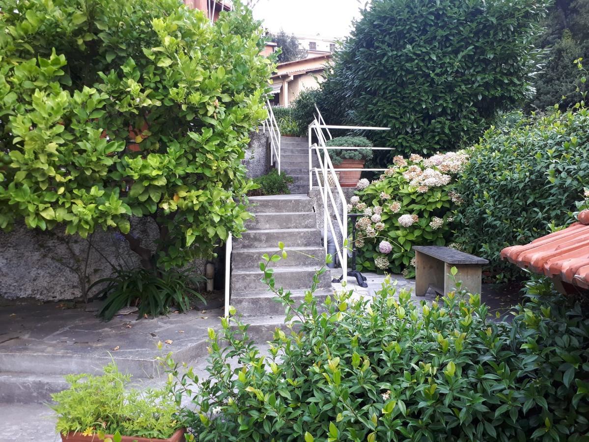 Bed and Breakfast Ai Tre Limoni Varraze Exterior foto